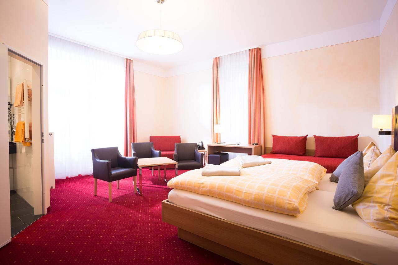 Hotel-Pension Berger Хайдельберг Экстерьер фото