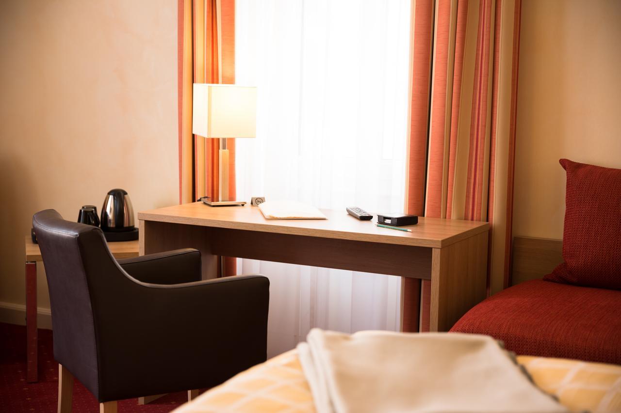 Hotel-Pension Berger Хайдельберг Экстерьер фото